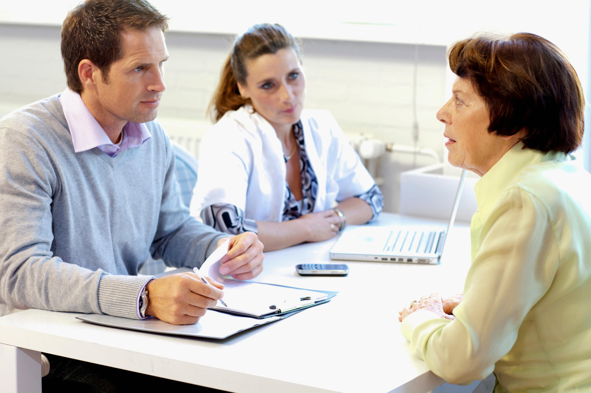 Family Guide to Assisted Living Costs: Everything You Need to Know